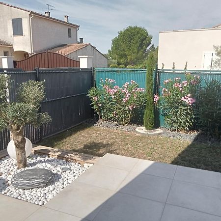 Les Lauriers Roses Apartment Фонвией Екстериор снимка